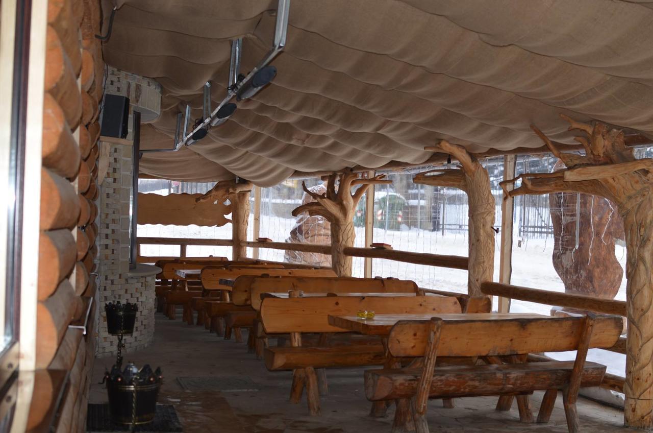 Taverna Ceahlau Durau Exteriör bild