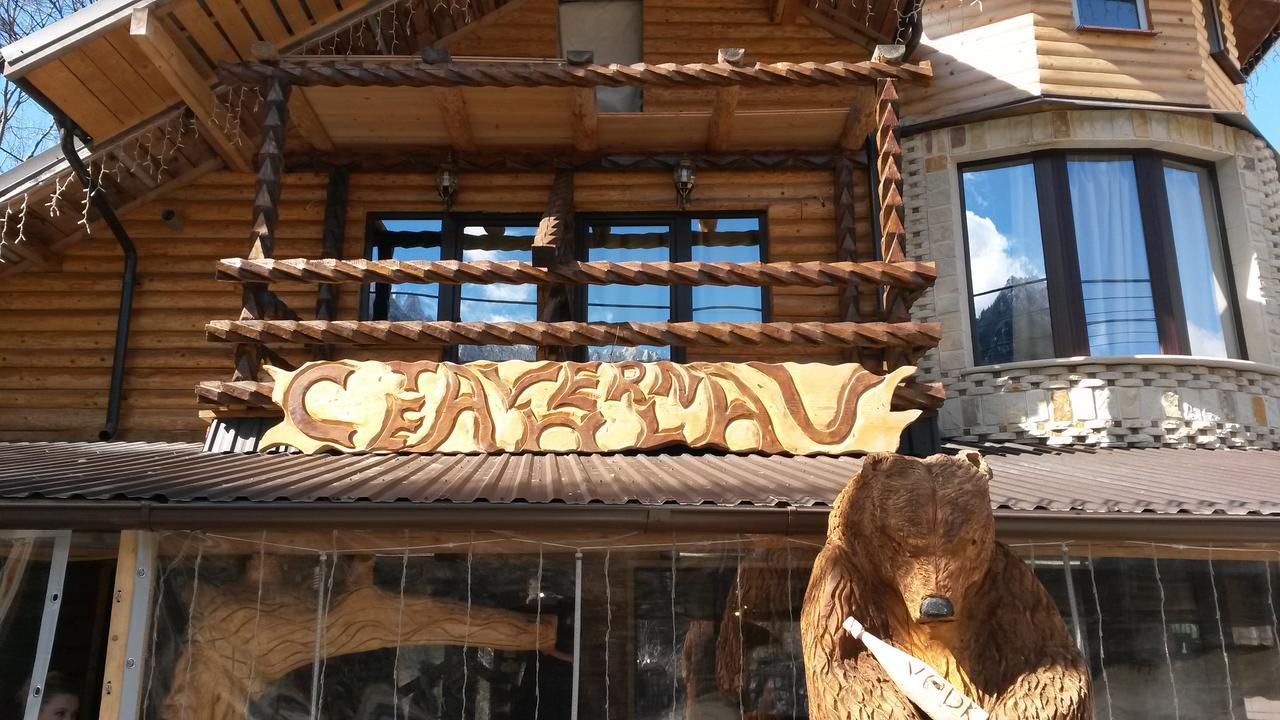 Taverna Ceahlau Durau Exteriör bild