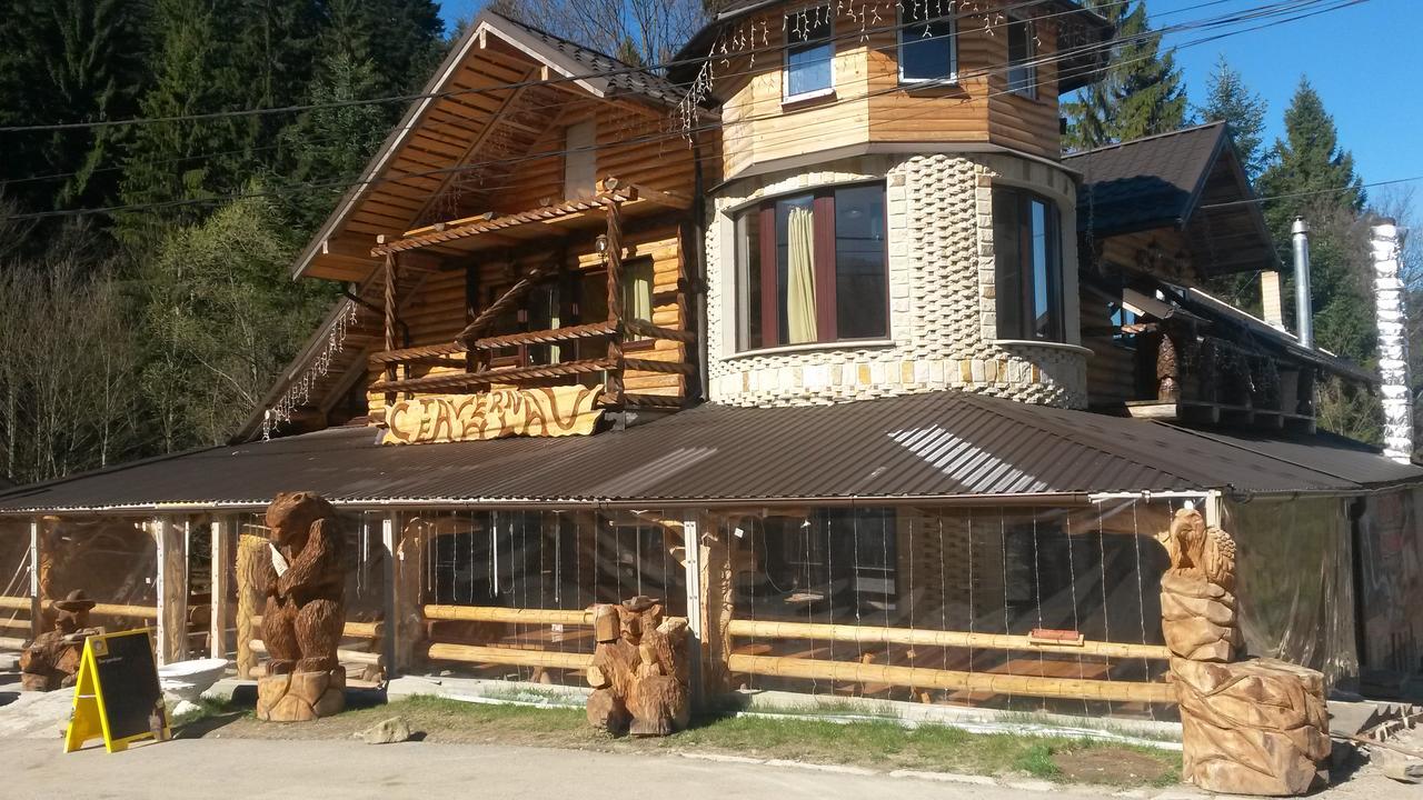 Taverna Ceahlau Durau Exteriör bild